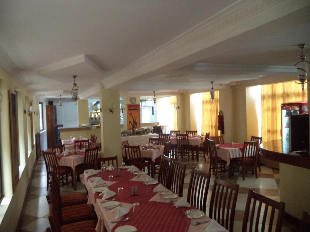 Arusha Tourist Inn Hotel Exterior foto